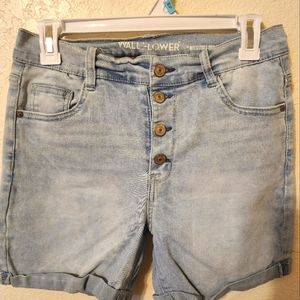 Juniors short